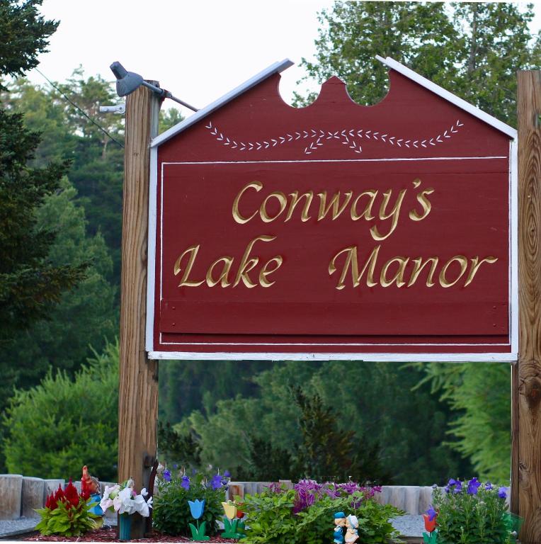 Conways Lake Manor Main image 1